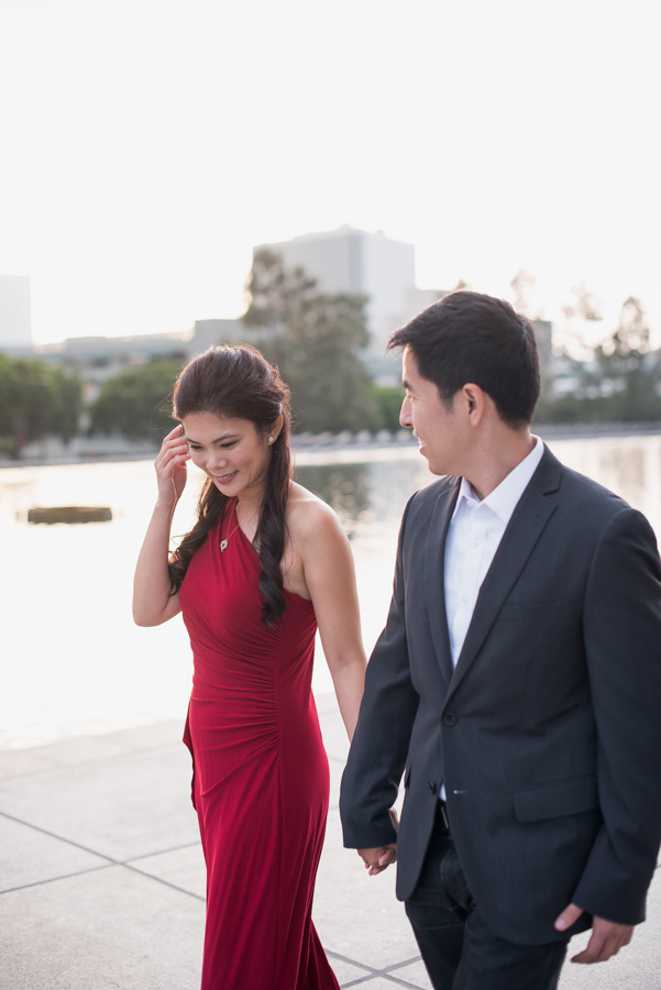 Walt Disney Concert Hall Engagement Photography Session by Socal Wedding Photographer