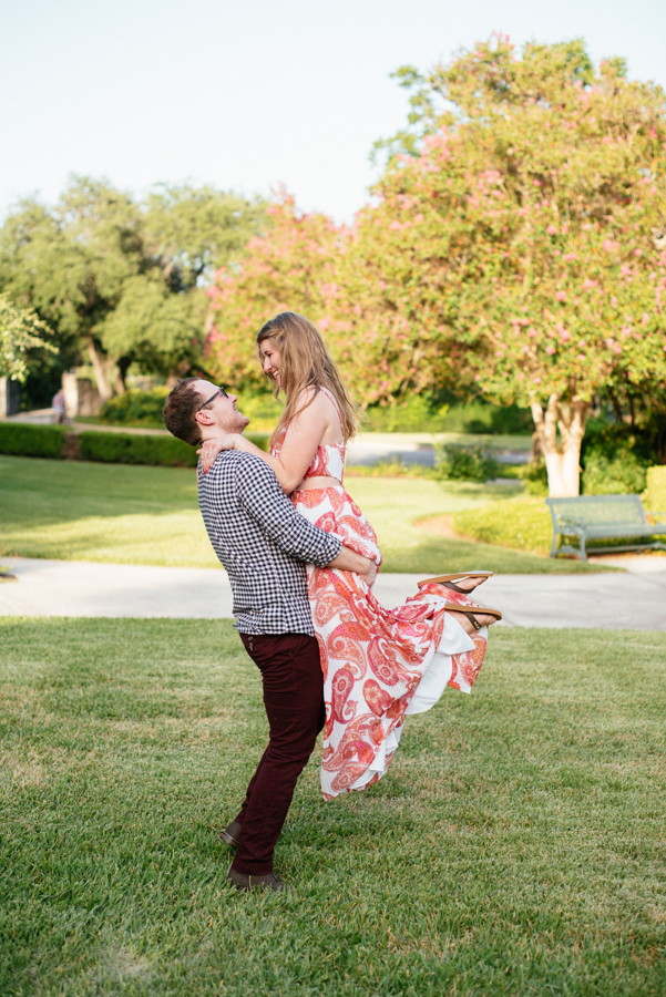 landa library san antonio engagement photography session