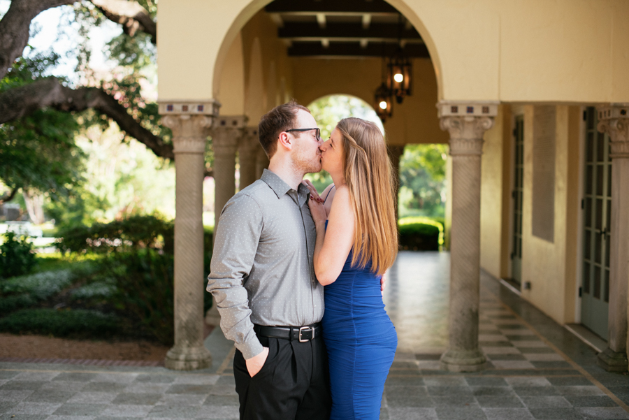 landa library san antonio engagement photography session